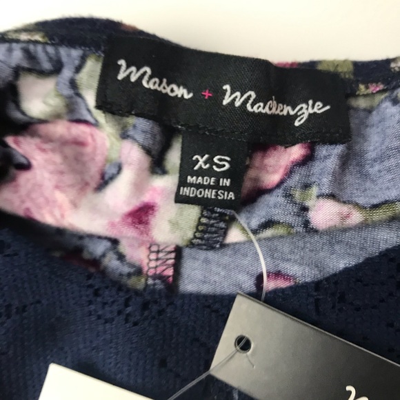 2 Tops Mason + Mackenzie Cami Sheer Floral XS - Picture 12 of 16